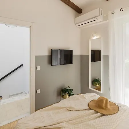 Stylish Modern Maisonette Сasa de vacaciones *