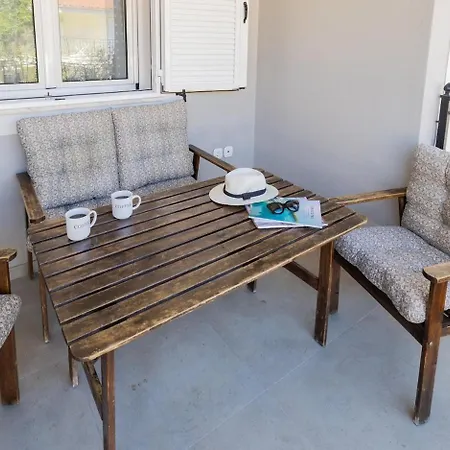 Stylish Modern Maisonette بيت للعطل أرغوستولي
