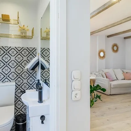 Stylish Modern Maisonette * Argostoli (Kefalonia)