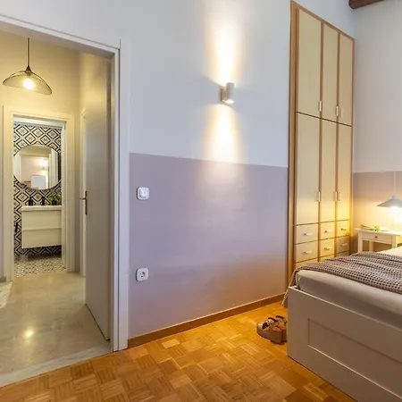 Holiday home Stylish Modern Maisonette