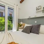 Stylish Modern Maisonette * Argostolion