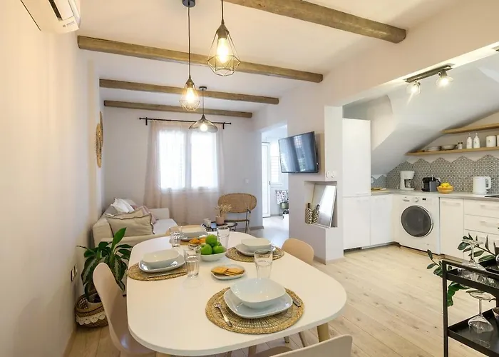 Stylish Modern Maisonette Casa de Férias