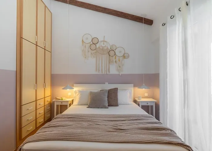 Casa de Férias Stylish Modern Maisonette