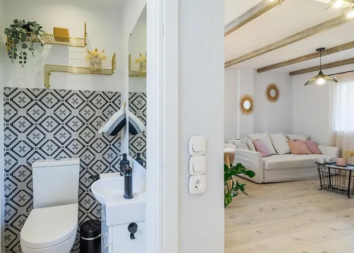 Stylish Modern Maisonette * Argostoli (Kefalonia)