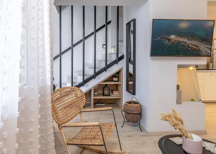 Stylish Modern Maisonette Argostoli (Kefalonia)